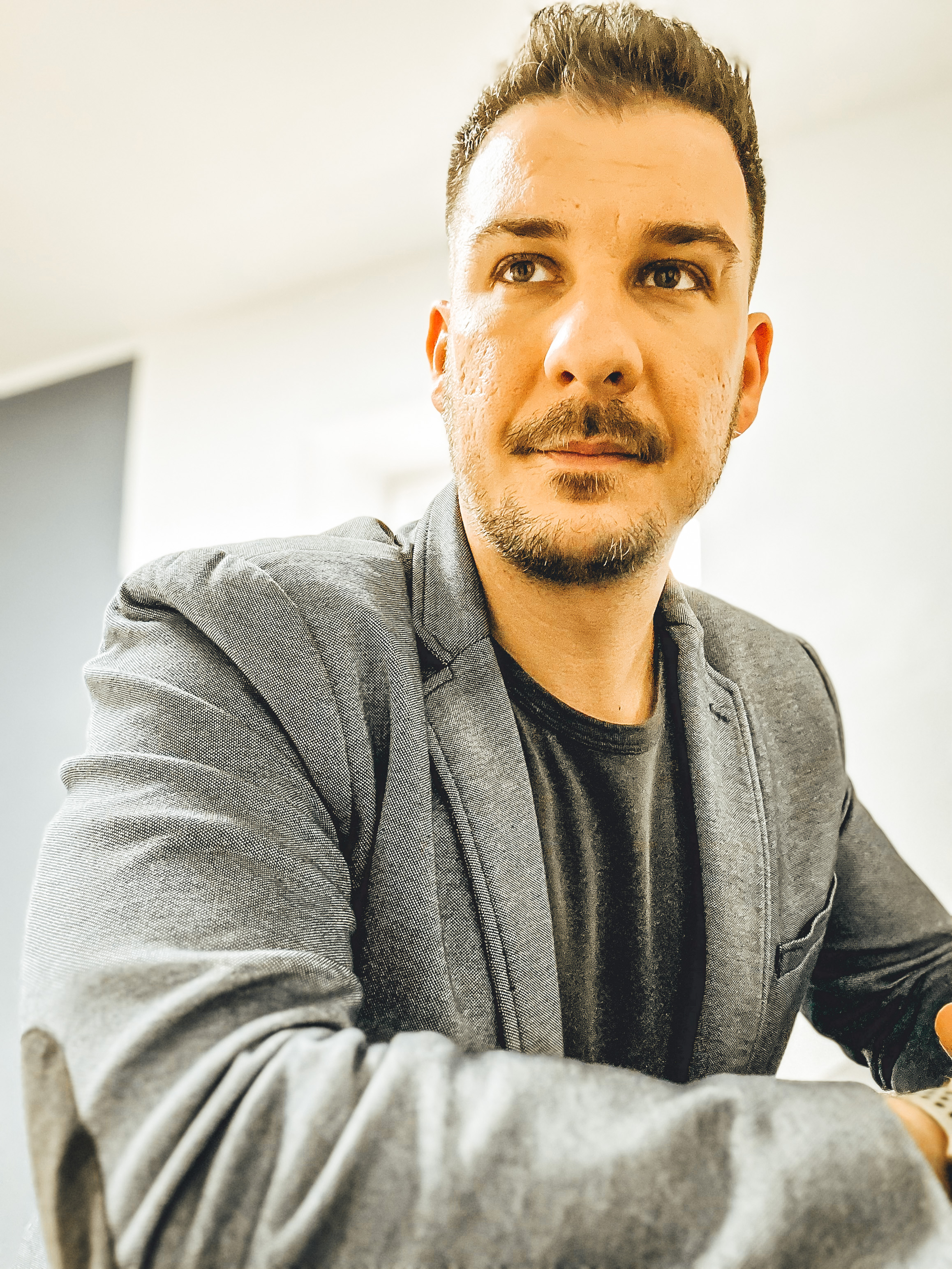 Benjamin Tischlak – Vermögensberater und BAV-Experte bei der Deutschen Vermögensberatung (DVAG), Amberg